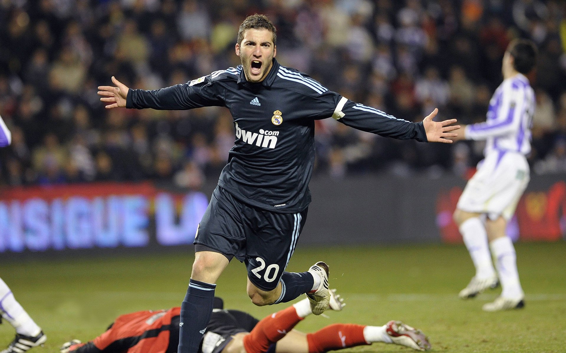 _魔术逆转取胜，士气爆棚_，翻转魔术